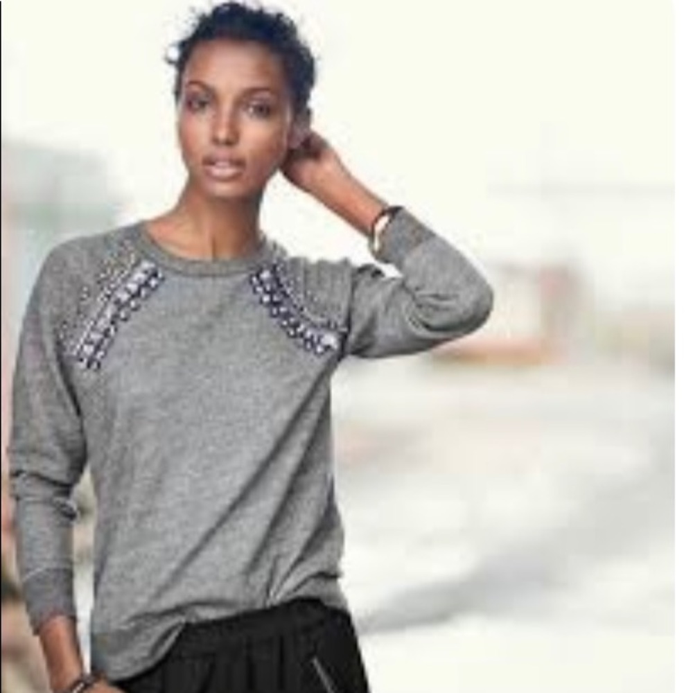 Crown and Ivy Gray Crewneck Beaded Sweatshirt Small NWOT